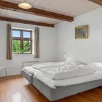 Four-bedroom In 펜션 Romo