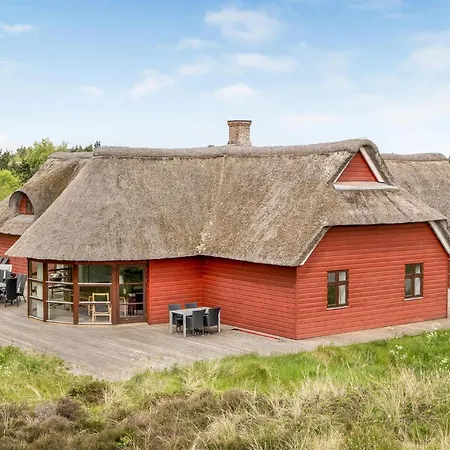 Four-bedroom In Romo