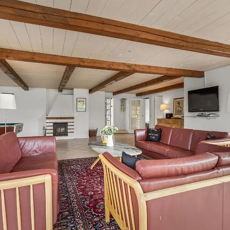 度假居 Four-bedroom In *