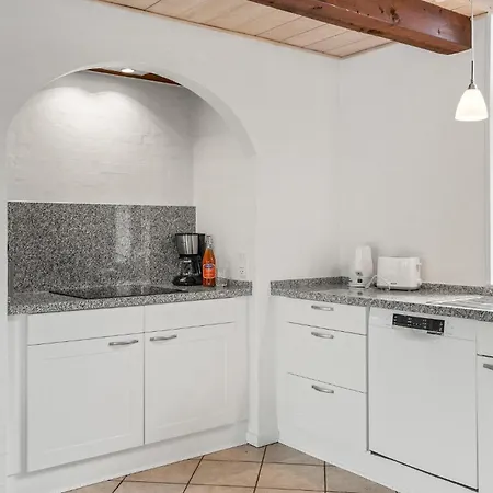 度假居 Four-bedroom In *